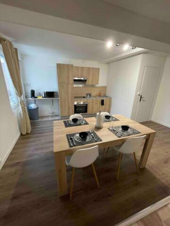 Appartement En Duplex Centre Ville D'Onnaing Екстериор снимка